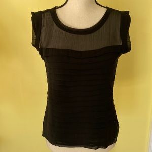 Essentials by Milano Black Sleeveless Top size S